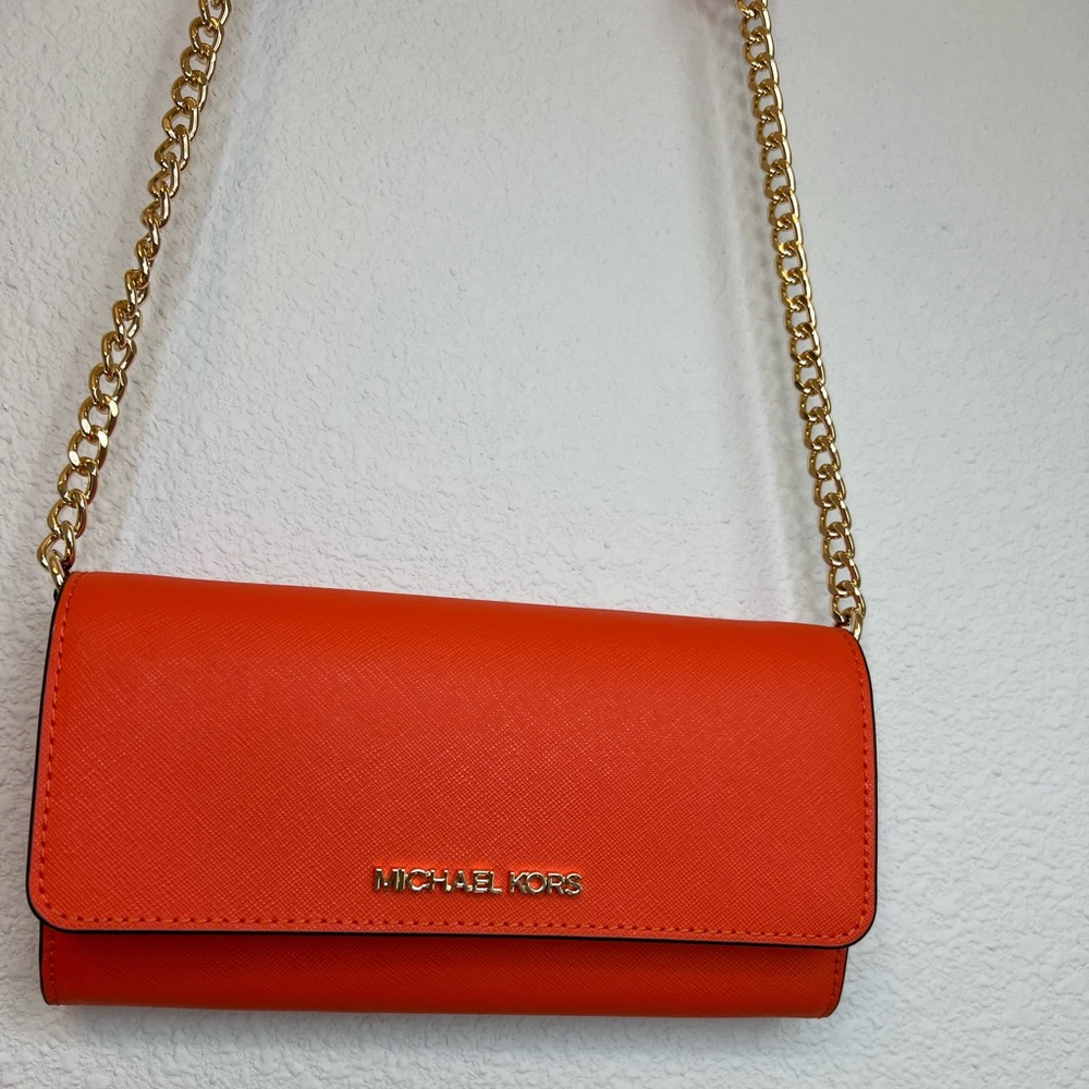Michael kors crossbody wallet on a chain